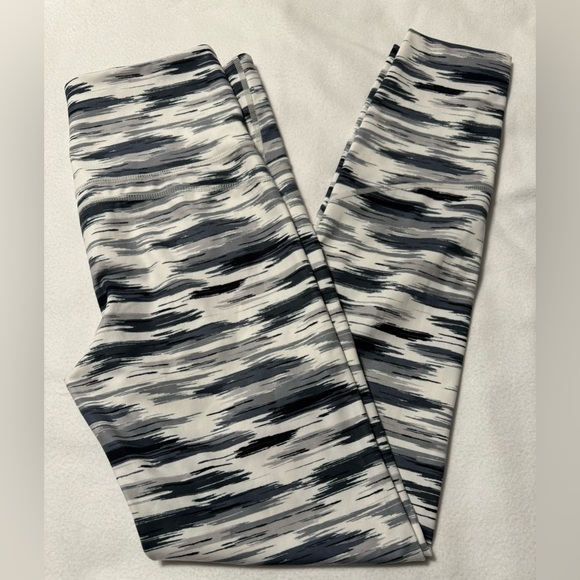 GAP Pants - GAP Gfast Black White Barre Splatter Stripe Athletic Pants Hi Rise Leggings Med
